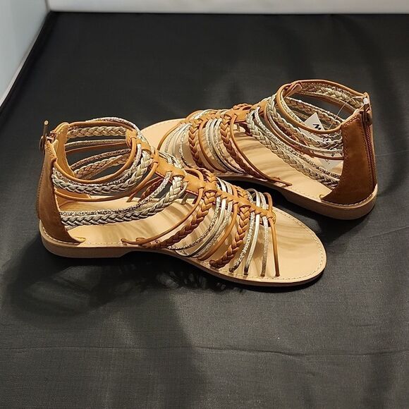 BRAND NEW SEYCHELLES YOUTH GIRLS GLADIATOR SANDAL R3 - Picture 8 of 16